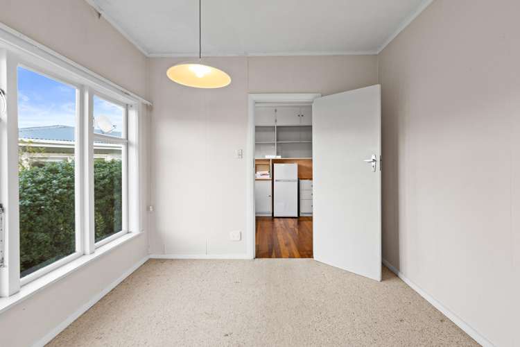 17 Hampton Hill Road Tawa_9
