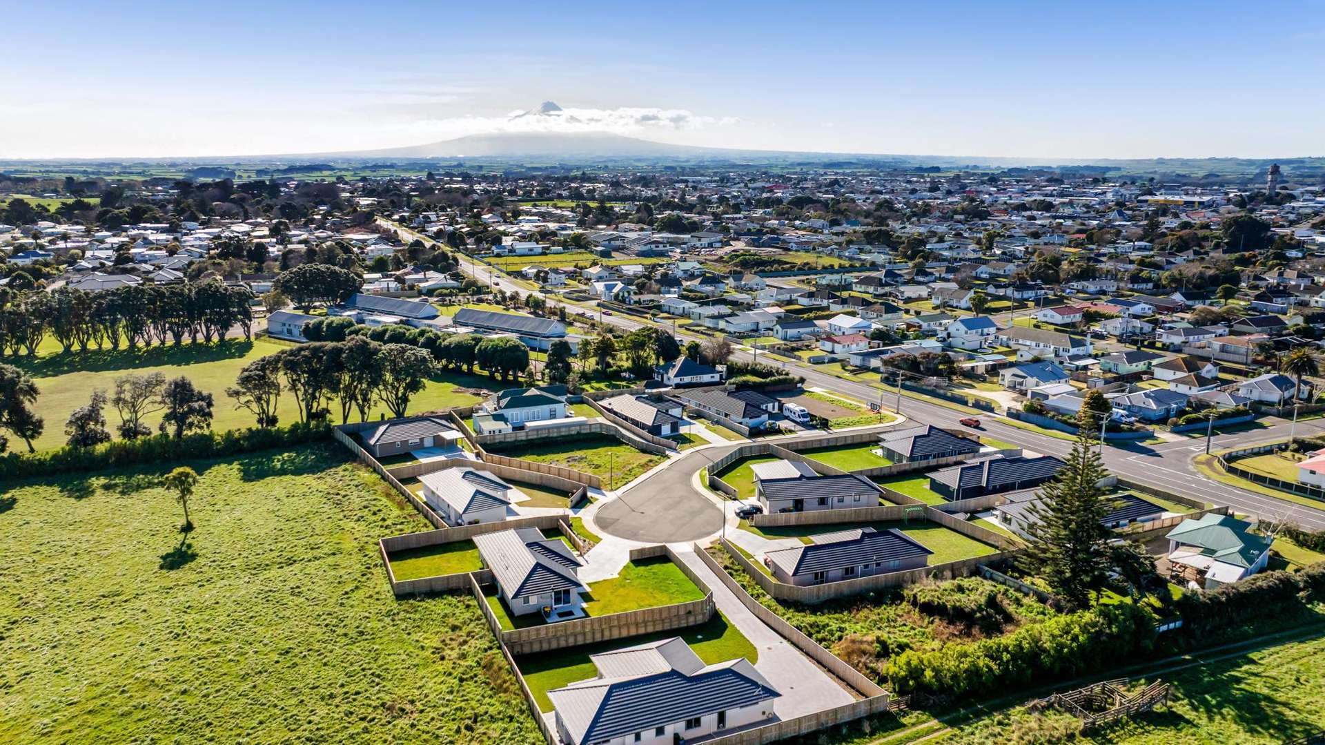 7 & 8 Atea Place Hawera_0