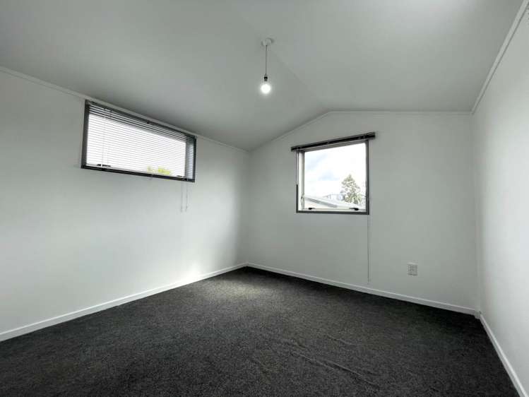 131e Saint Georges Road Avondale_12