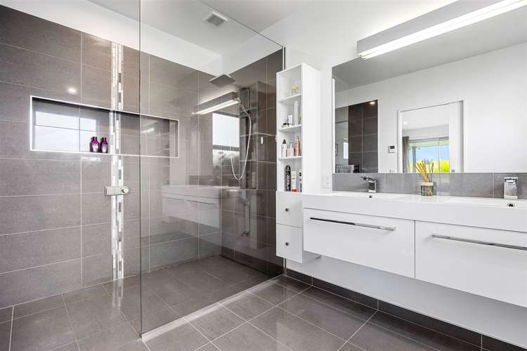 423 Mount Thomas Road Fernside_14