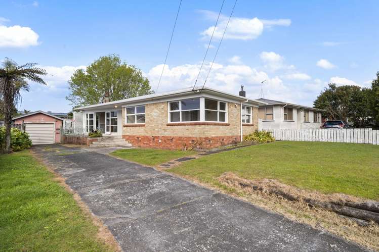 21 Mckean Avenue Manurewa_12