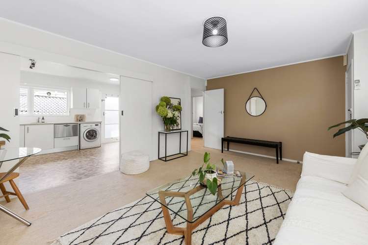 2/13 Brixton Road Mount Eden_5