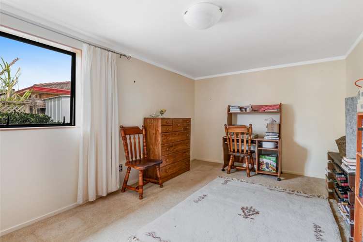 5 Pengelly Place Parakai_18