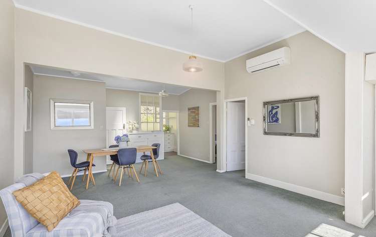 135 Marine Parade Seatoun_7