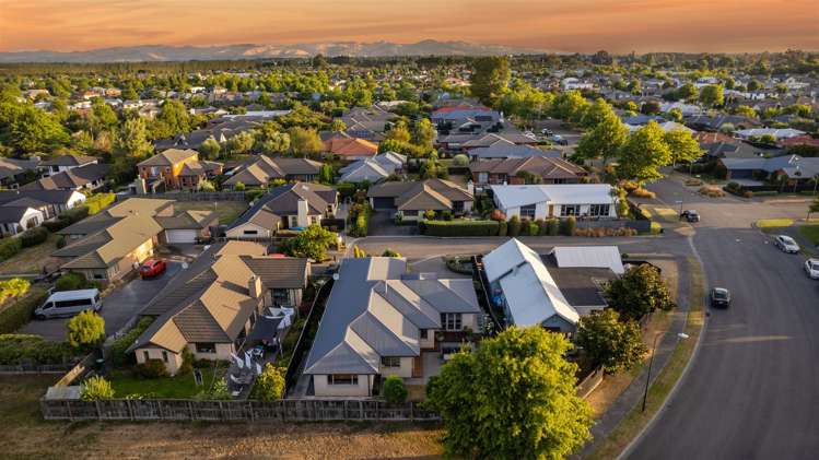 4 Millpark Place Northwood_20