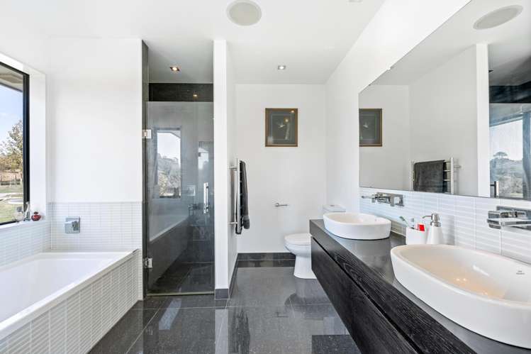 246 Blackbridge Road Dairy Flat_13