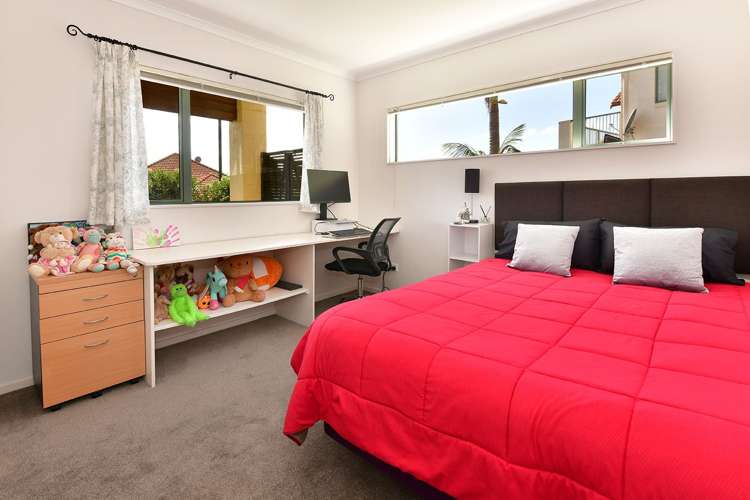 11 Parkwood Crescent Gulf Harbour_19