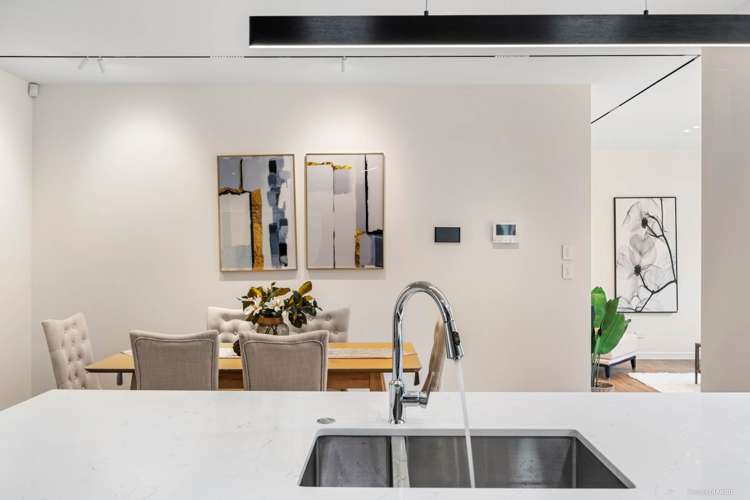 8b Meyrick Place Meadowbank_20