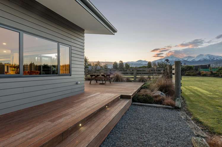 5808 West Coast Road Springfield_23