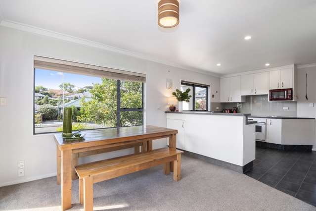 53 Olympus Way Richmond_4