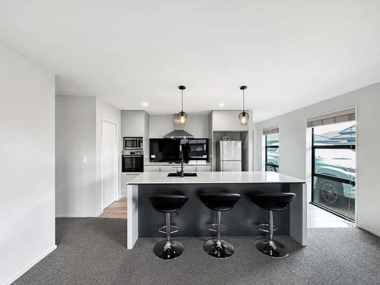 16 Saddlers Lane Yaldhurst_3