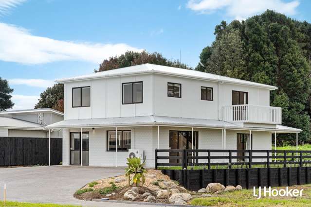 Refreshed Beachside Retreat