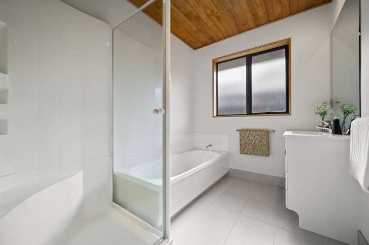 83 Rolleston Drive Rolleston_12