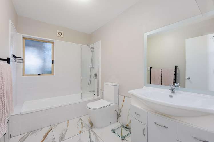 1391 Whangaparaoa Road Army Bay_24