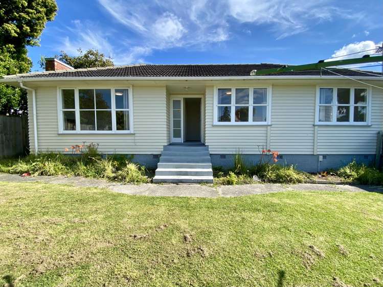 2 Aronui Terrace Kelston_17