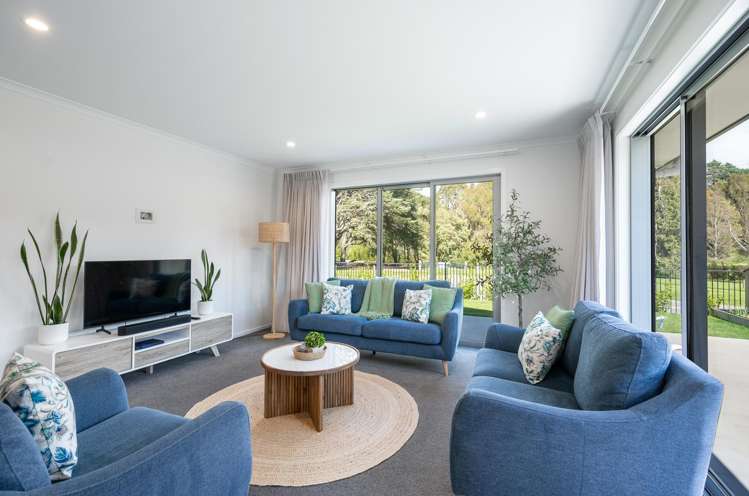 4 McLaughlin Lane Stoke_7