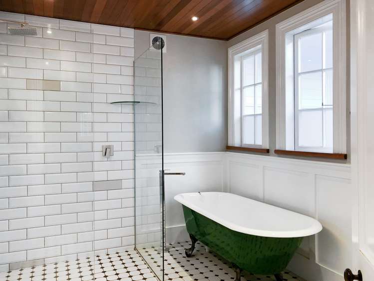 8 Wainui Avenue Point Chevalier_10