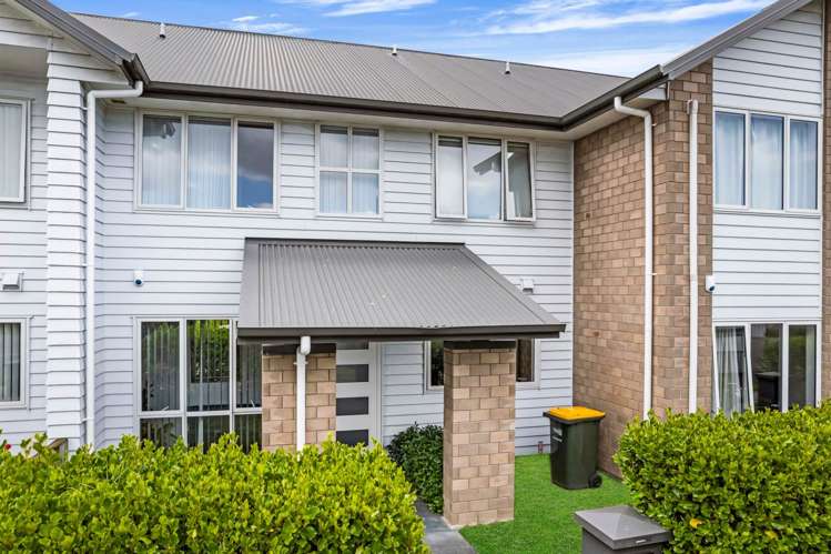 52 Pencaitland Drive Flat Bush_1