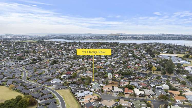 21 Hedge Row Sunnyhills_12