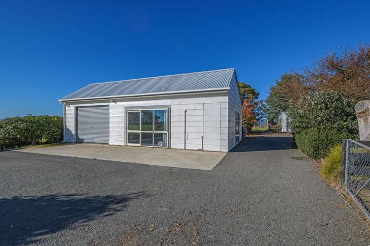 2778 Kimbolton Road Kimbolton_23