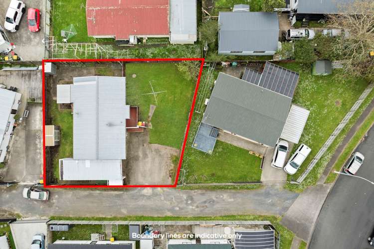 2/10 Trevor Hosken Drive Wiri_18