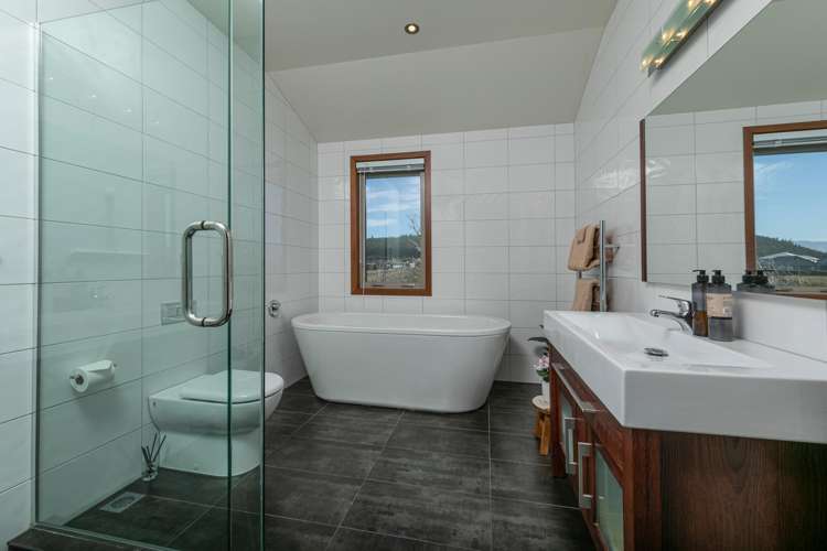 19 Ridgecrest Wanaka_23