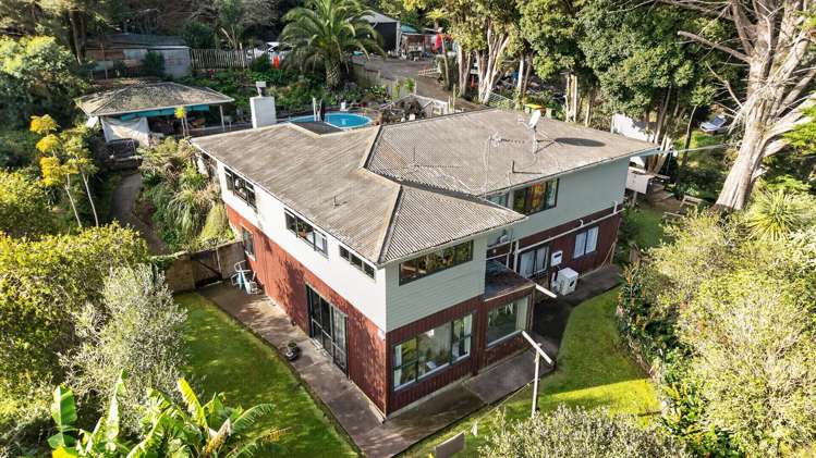 1242 East Coast Road Redvale_4