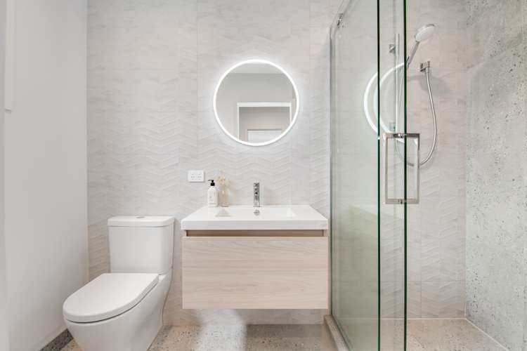 10 Pohutukawa Avenue Red Beach_15