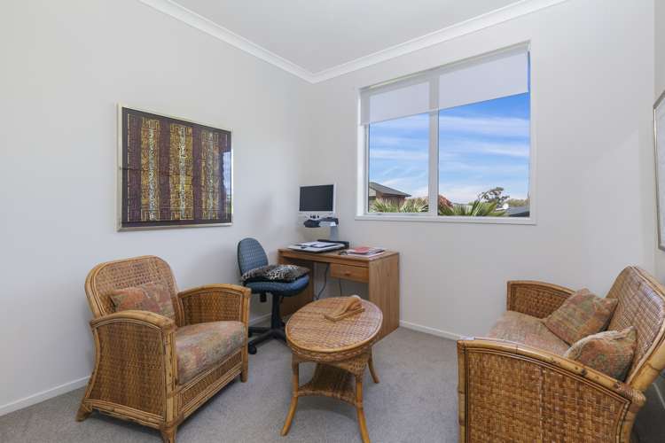 5 Laly Haddon Place Matakana_14