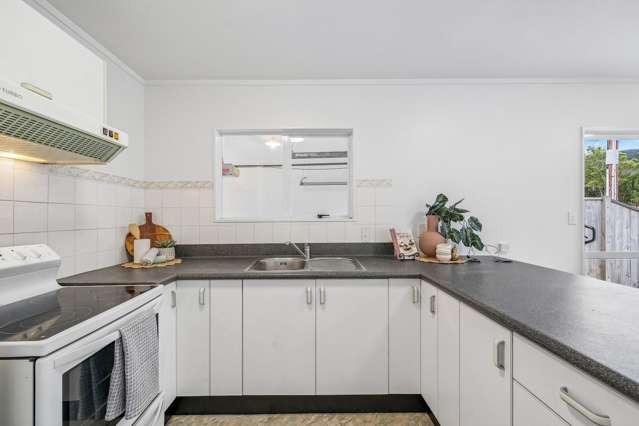 1A Wood Street Wainuiomata_3