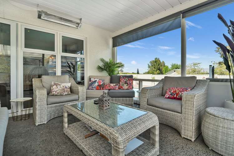 915 Harding Road Camberley_18