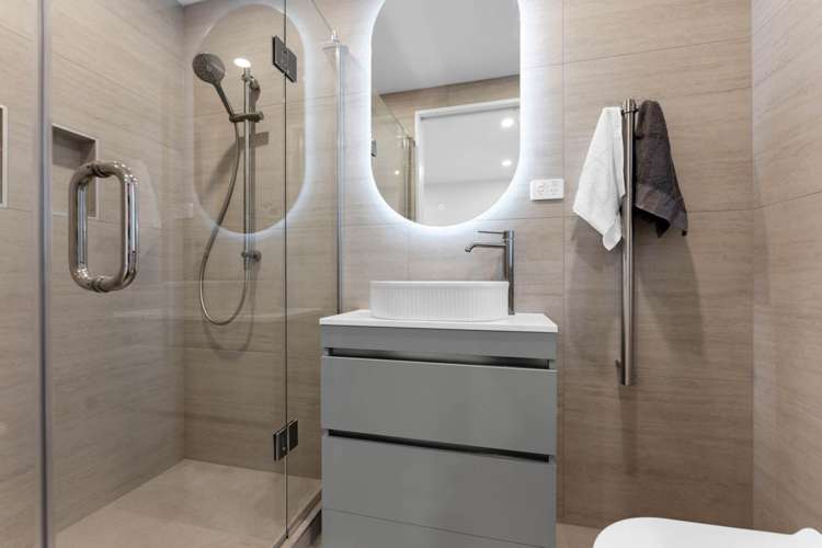2-7/1 Waiohua Road Greenlane_43