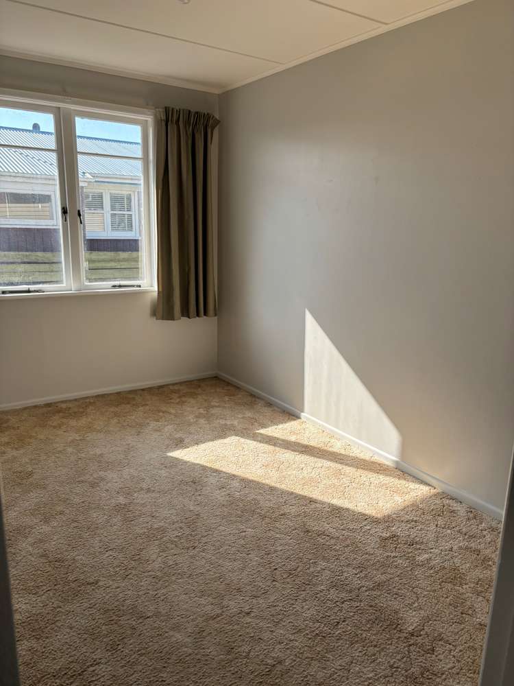 606 Huia Street Camberley_6