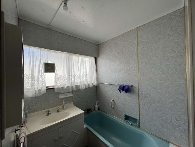 5/266 Western Hills Drive Avenues_7