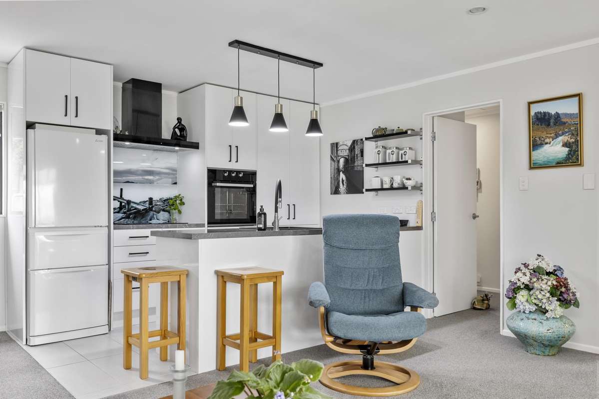 6 Turangitukua Terrace_3