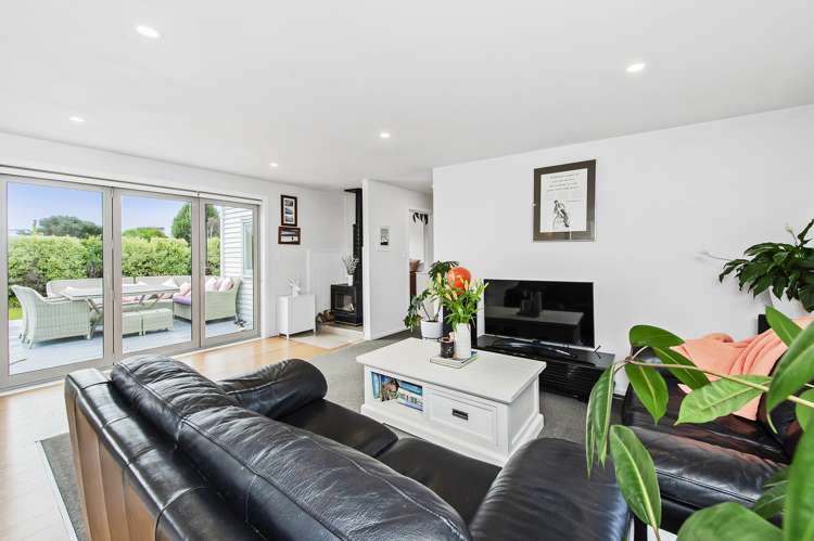 31 Broadway Avenue Waikuku Beach_14