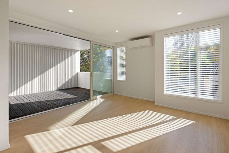 2/2 Woodstock Road Fairfield_7