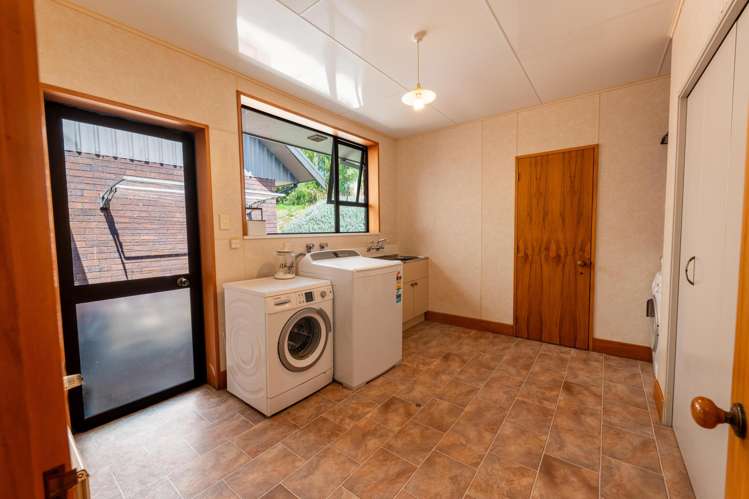 741 Waimea Valley Road Mandeville_25