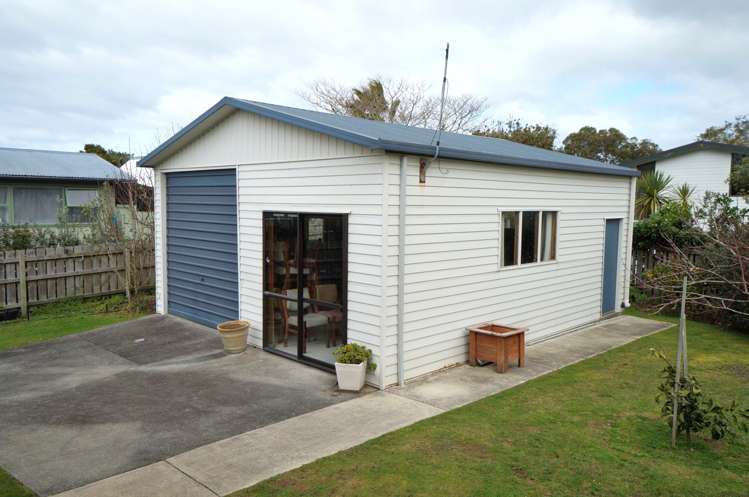 33 Shearwater Street One Tree Point_3