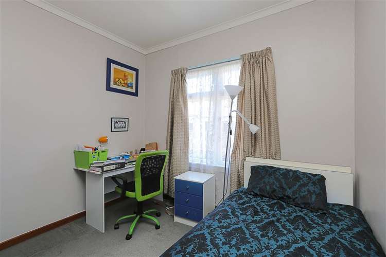 206 Leo Street Akina_9