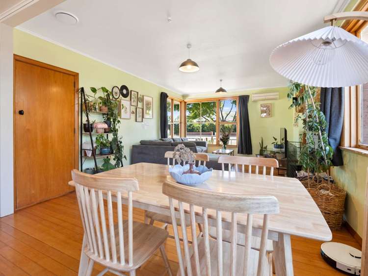 18 North Terrace Darfield_11