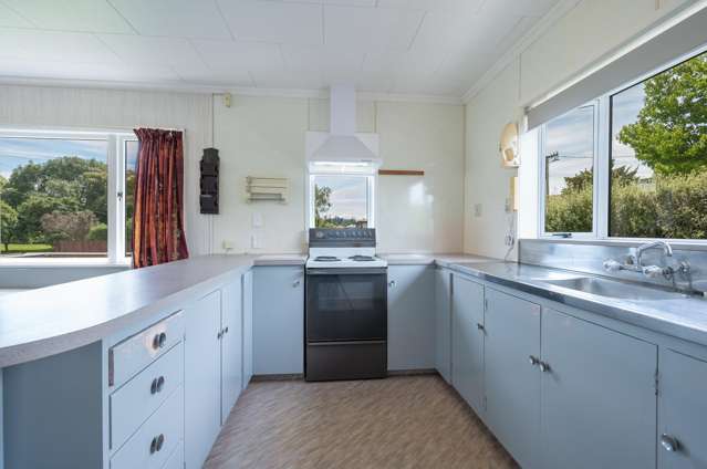 24 Manson Avenue Stoke_3