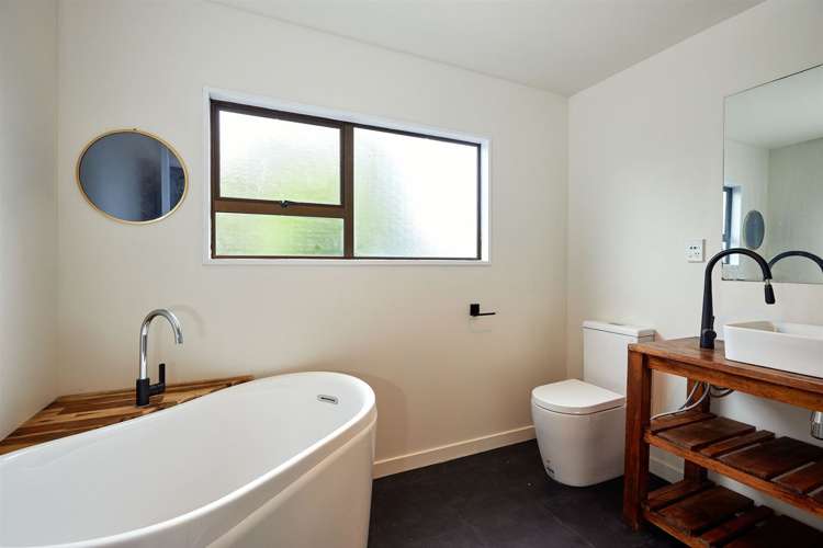 143 South Bay Parade Kaikoura_23