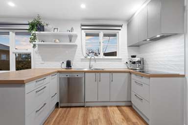 12 Emlyn Place_1