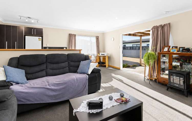 236 Kennedy Road Onekawa_31
