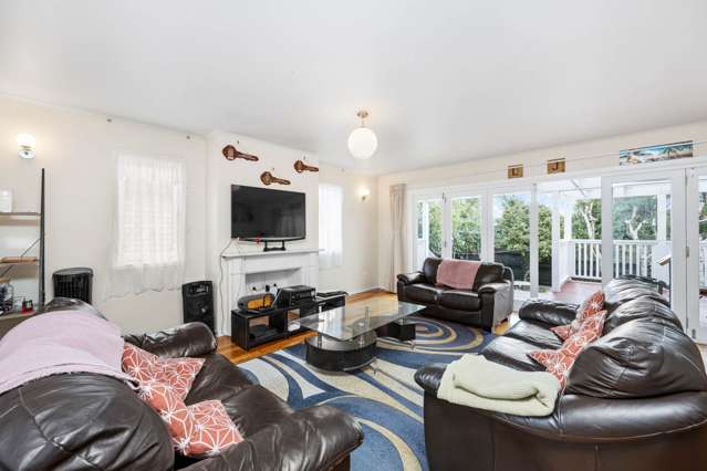 416 West Coast Road Glen Eden_2