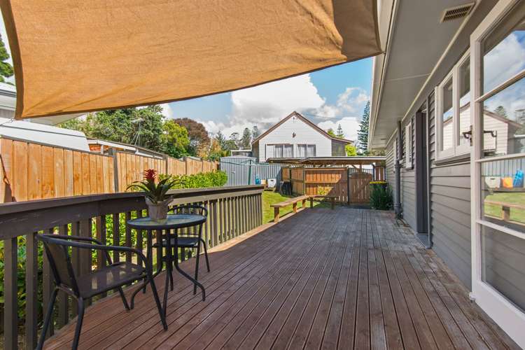 17 Sarona Avenue Glen Eden_14