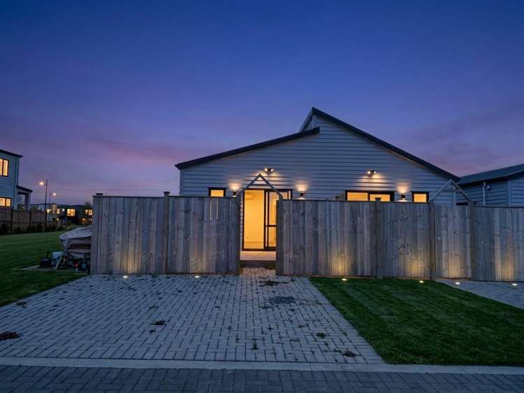 10 kaapehu road_1