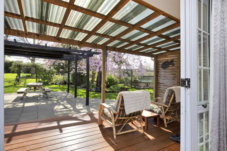 97 Gear Road Te Horo_11