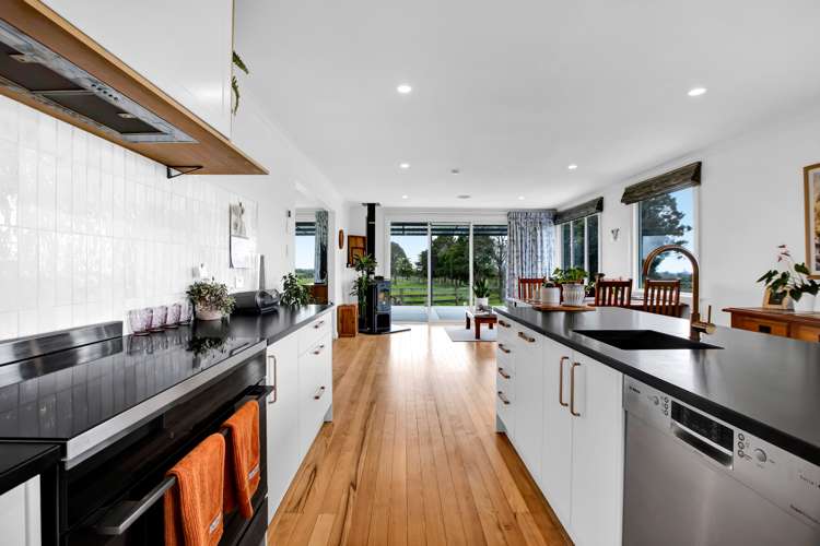 145 Johns Road Tariki_8